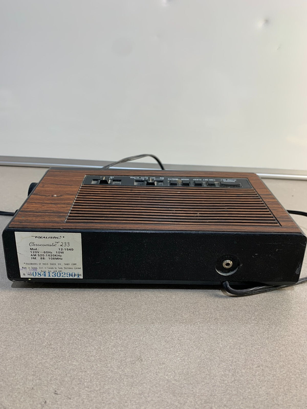 Vintage Alarm Clock Radio Realistic Chronomatic 233 AM/FM Wood Grain Radio Shack