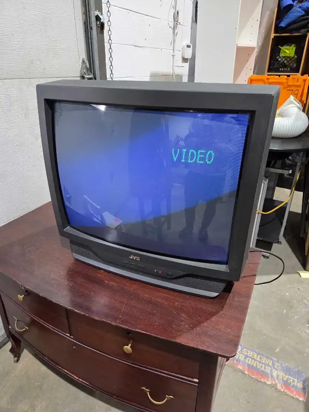 Retro JVC 28" TV