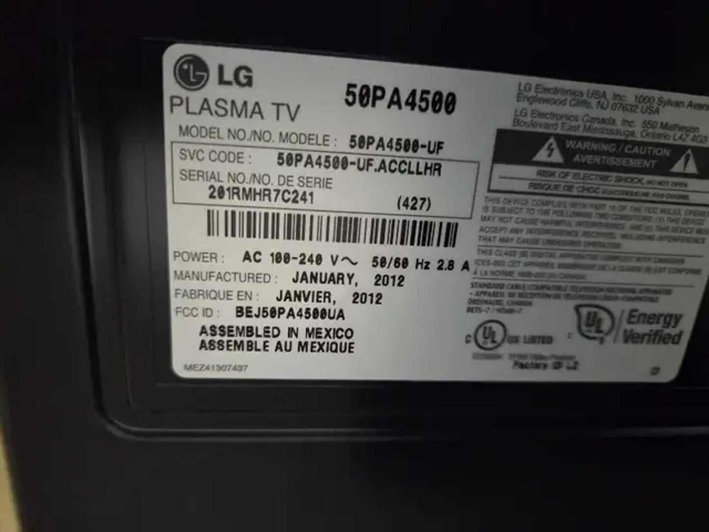 LG 50PA4500 50" HD TV with Glass Stand