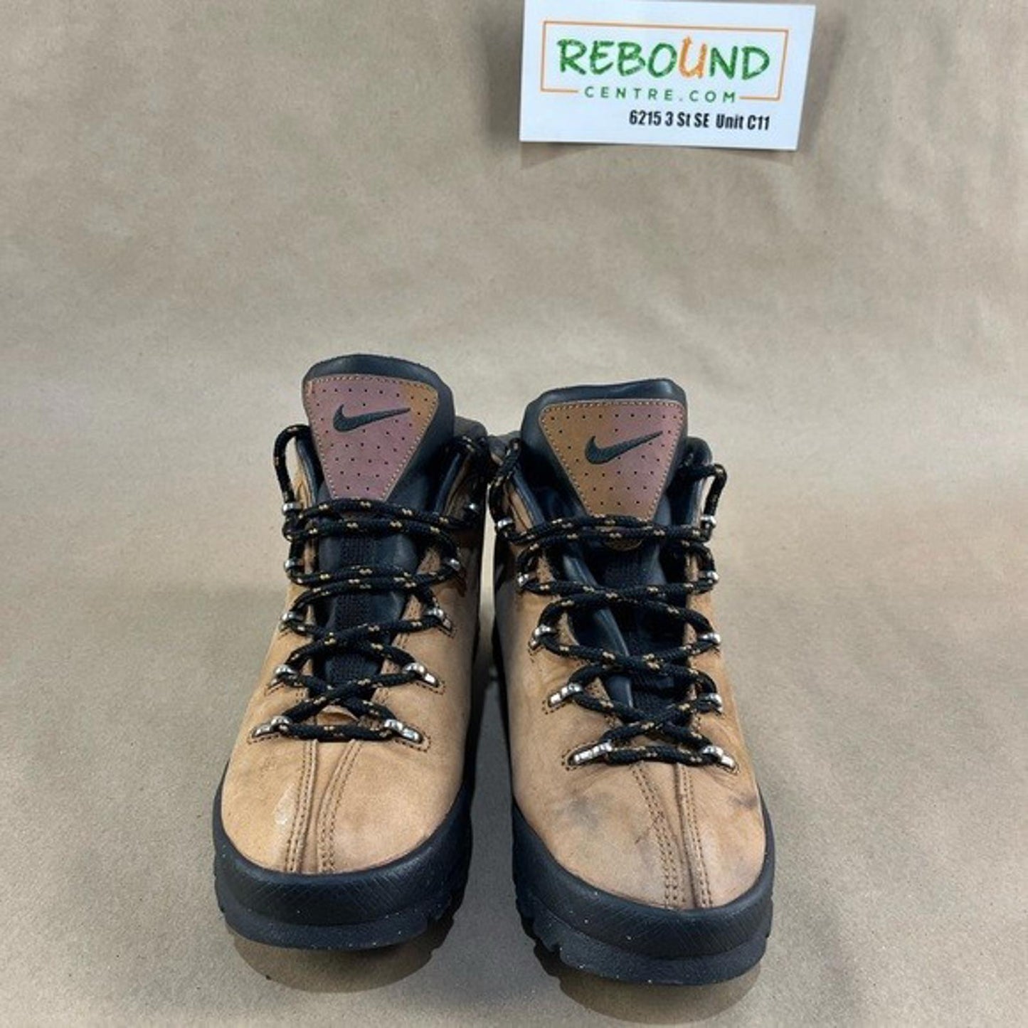 Vintage Nike ACG Gimli Shoes (Size 5.5Y)