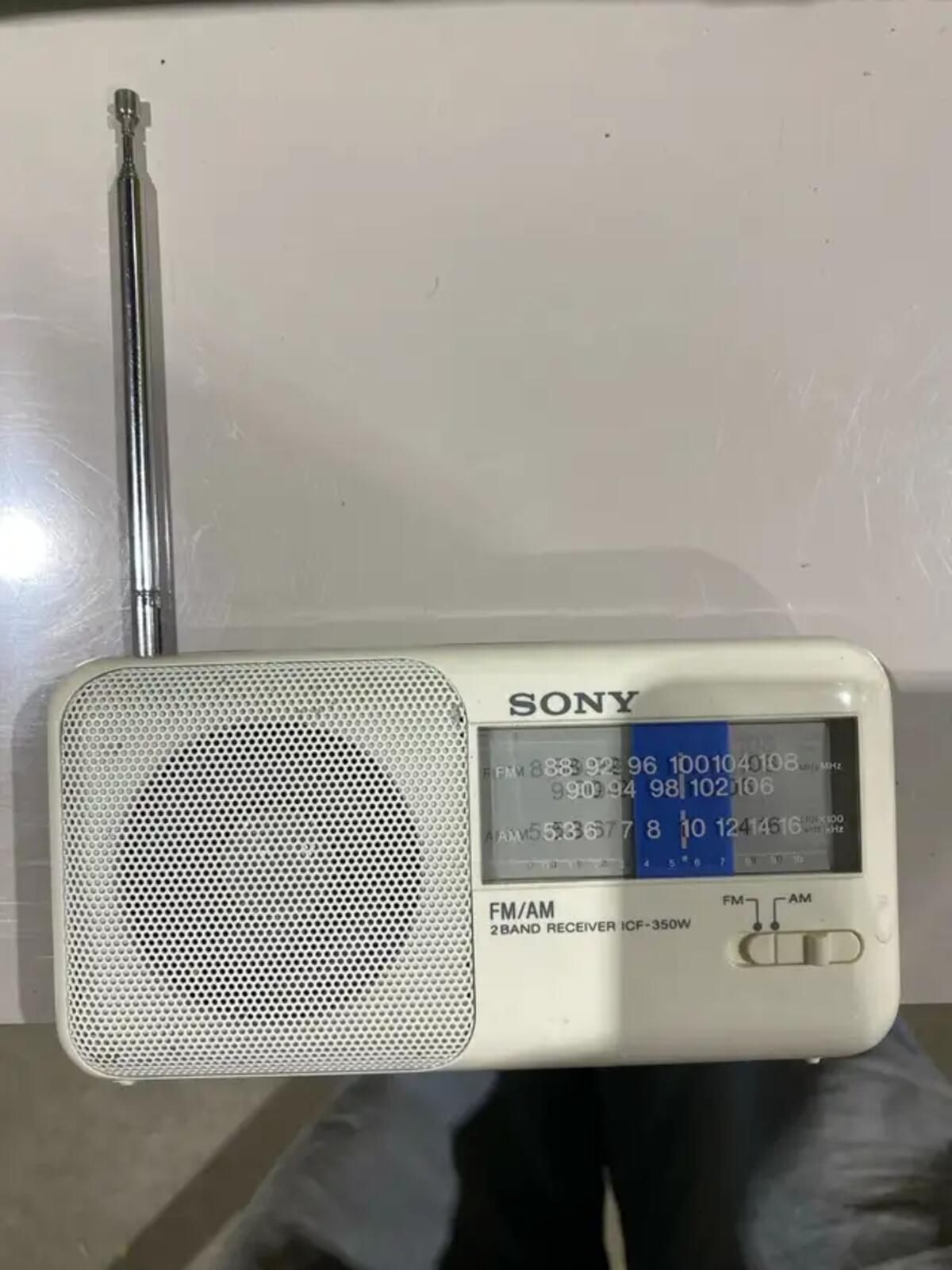 Sony ICF-350W2 Band FM/AM Portable Receiver.