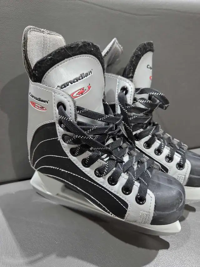 Canadian G4S Youth Skates - Size 1