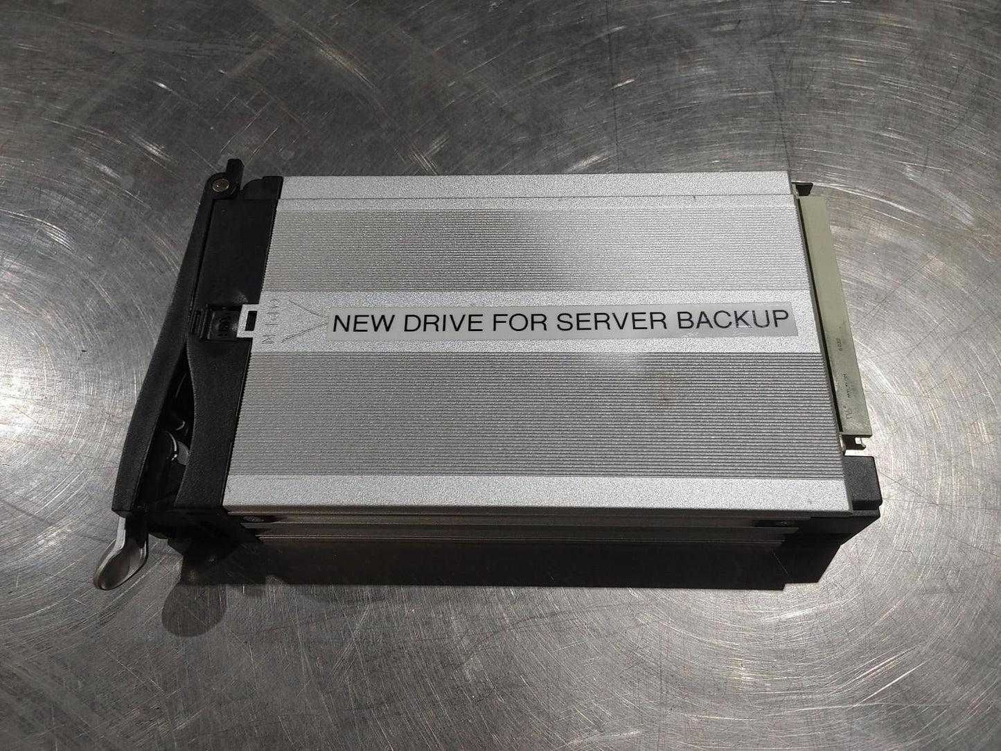 Good Condition LanTec SATA Server 3.5in HDD Drive Caddy 200024 Rev 1.8 Untested