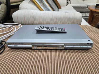 Panasonic DVD-S77 HDMI Player