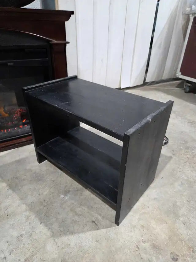 Petite étagère/table basse noire en bois