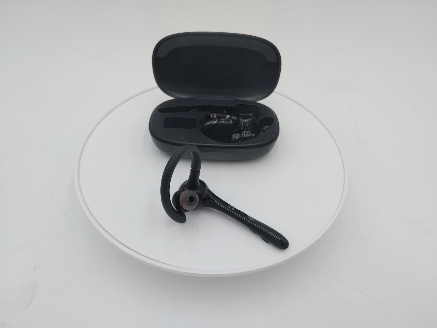 Good Condition Earpiece Headset Microphone Left or Right Black Tested Working