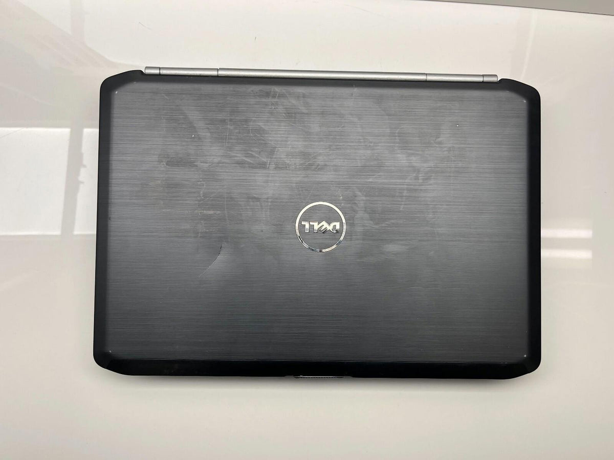Dell Latitude E5420 i5-2410M @ 2,30 GHz 2 Go de RAM sans disque dur, écran défectueux