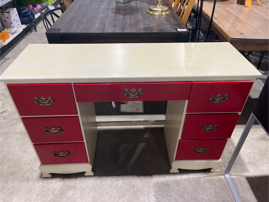 Red & Cream Vintage Desk