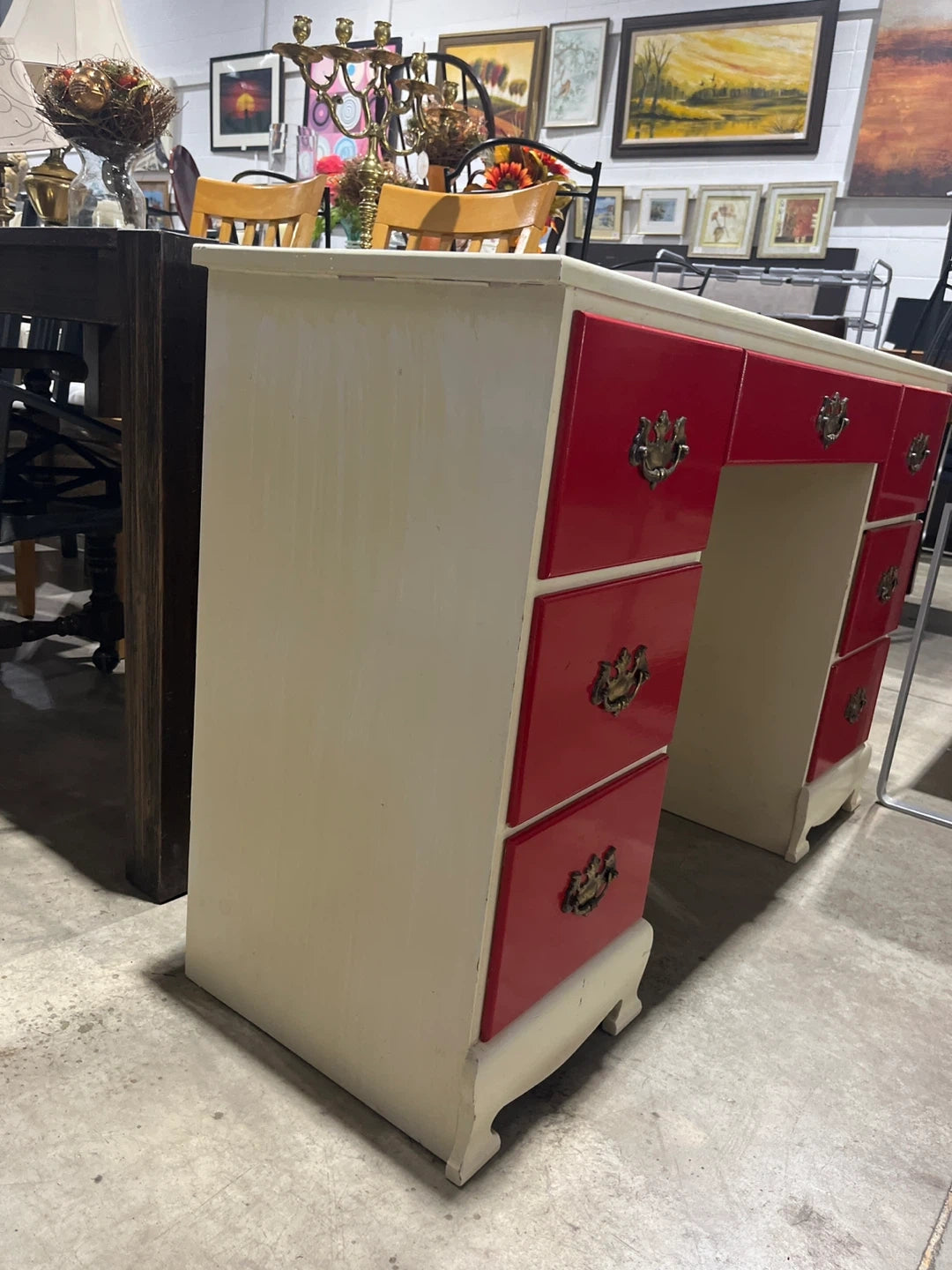 Red & Cream Vintage Desk