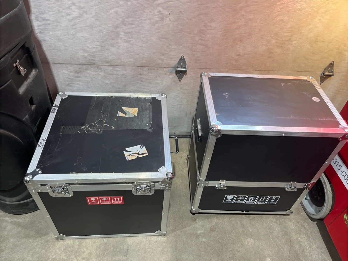 Black Aluminum Road Cases 2 of them, 90 each