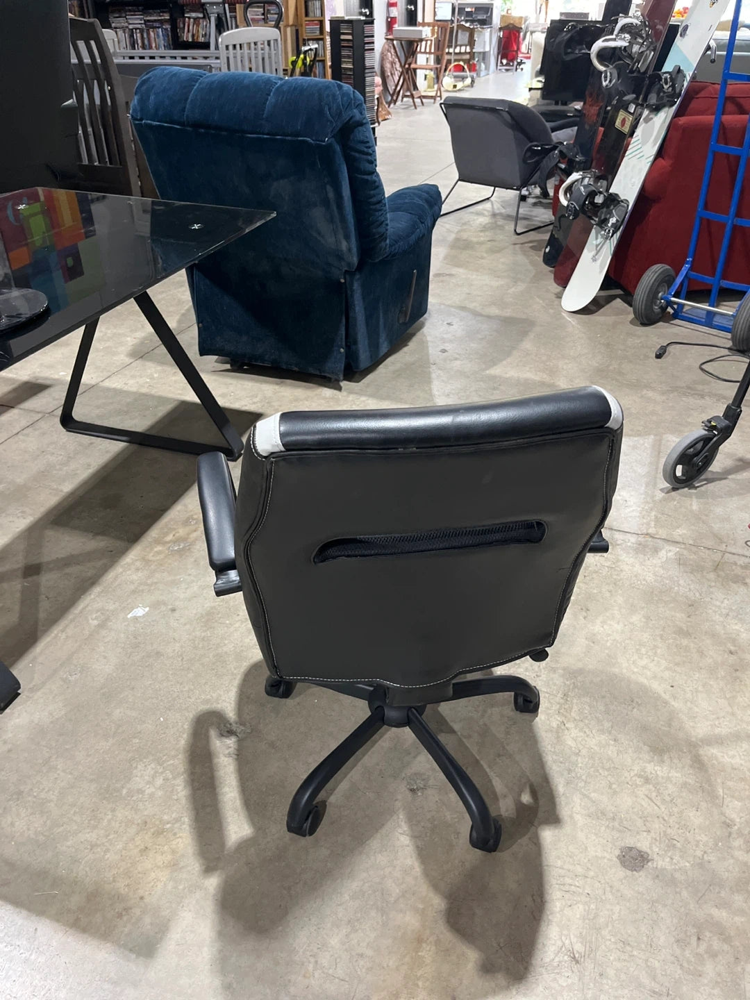 Black & White Gaming Chair