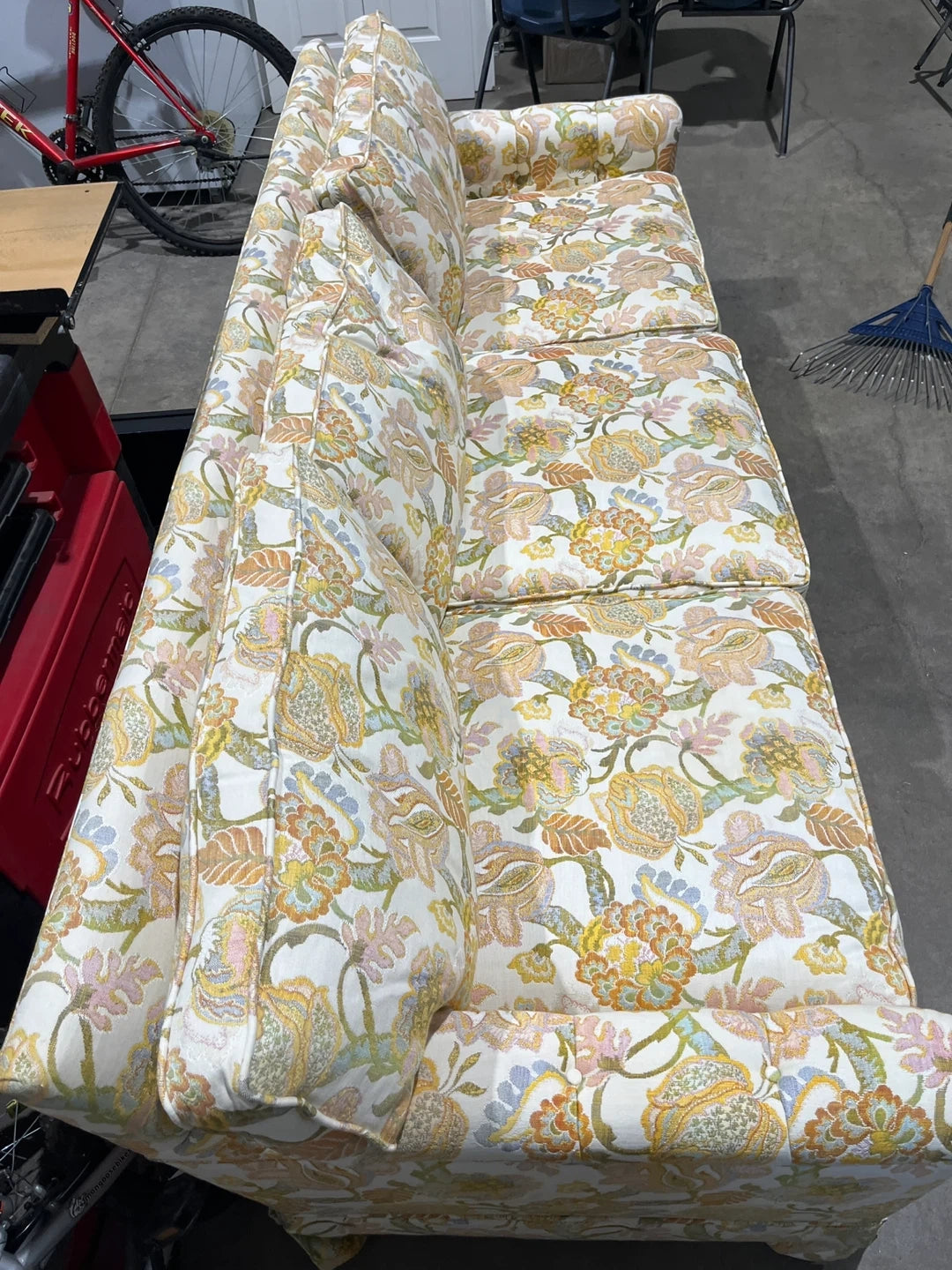 Floral Patterned Three-Seat Sofa