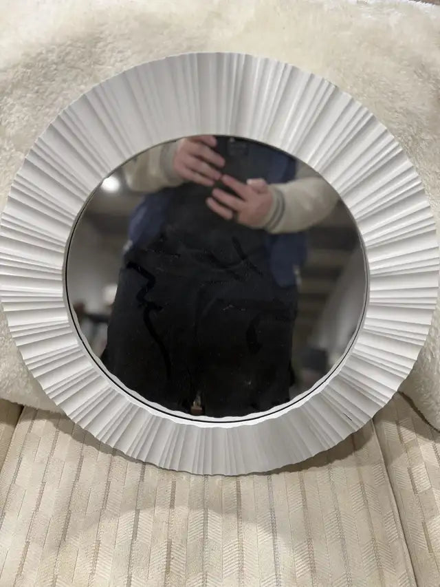 Round White Textured Hanging Mirror