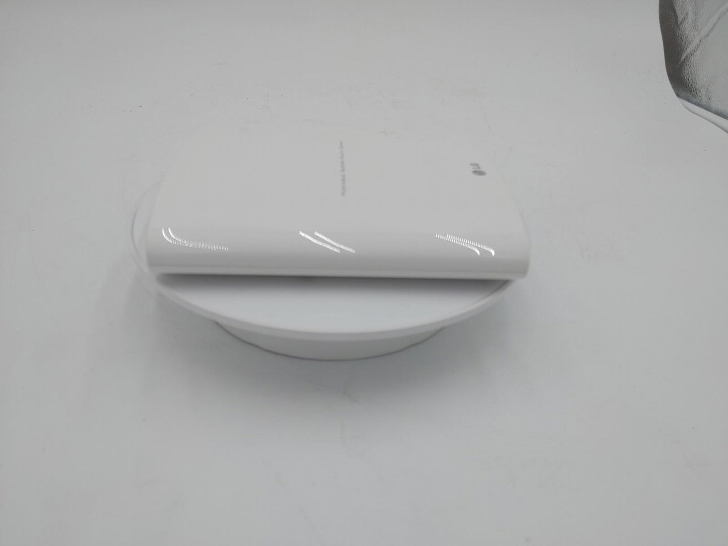 Good Condition LG Portable Super Multi Drive GP08NU6W White w/Case&Cable Working