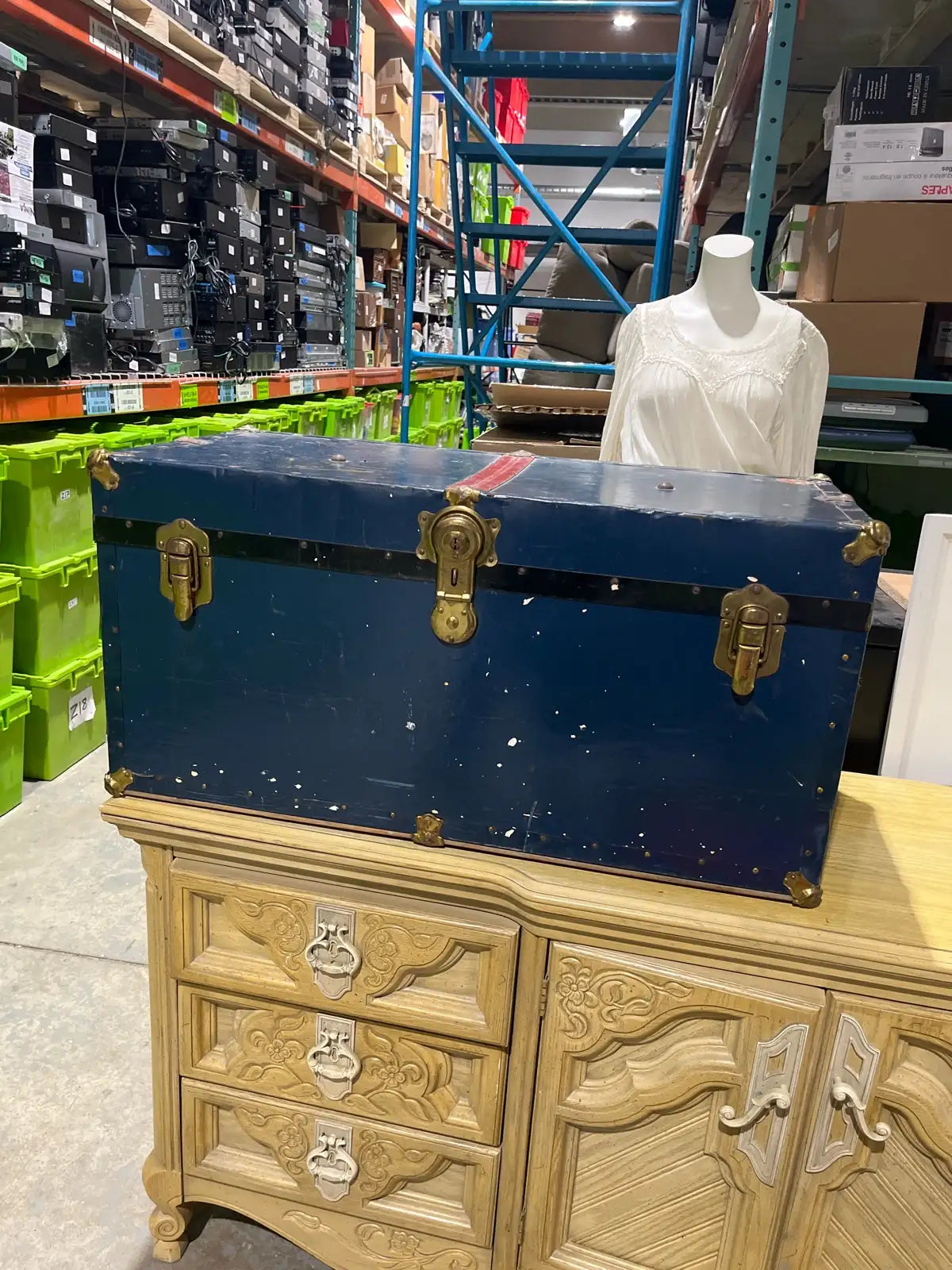 Vintage Langmuir made in Canada storage trunk