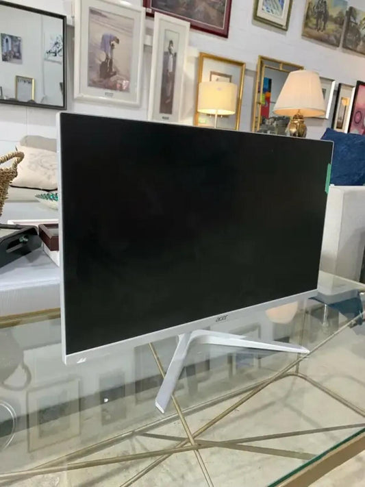 Acer Aspire 24” windows 10 Home intel Monitor