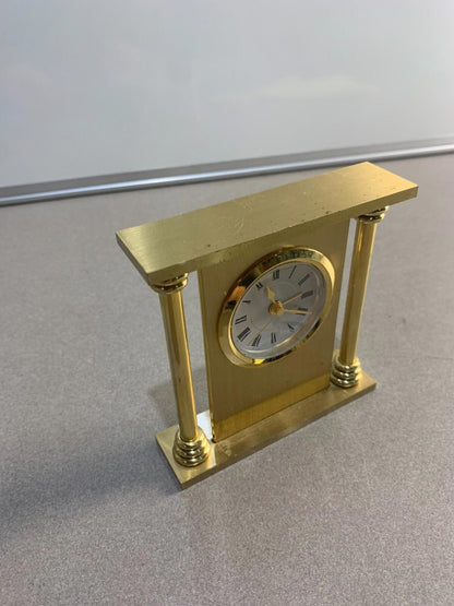 Elegant Linden Quartz Brass Clock With Roman numbers
