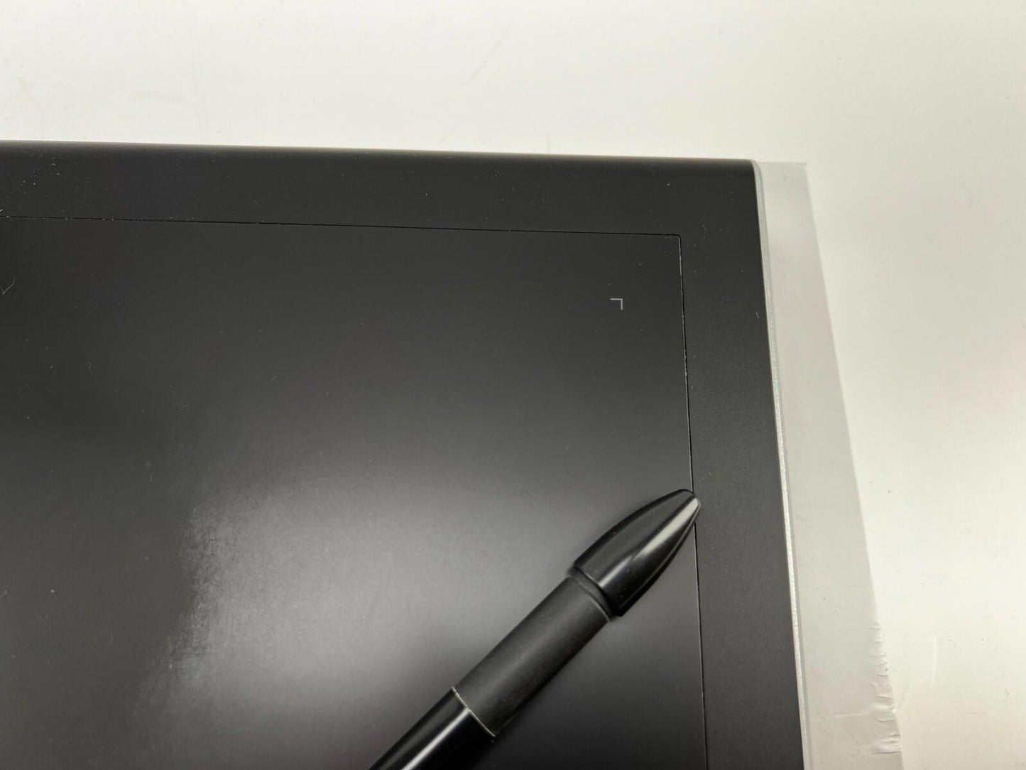 Huion Wireless Graphic Drawing Tablet - DWH69