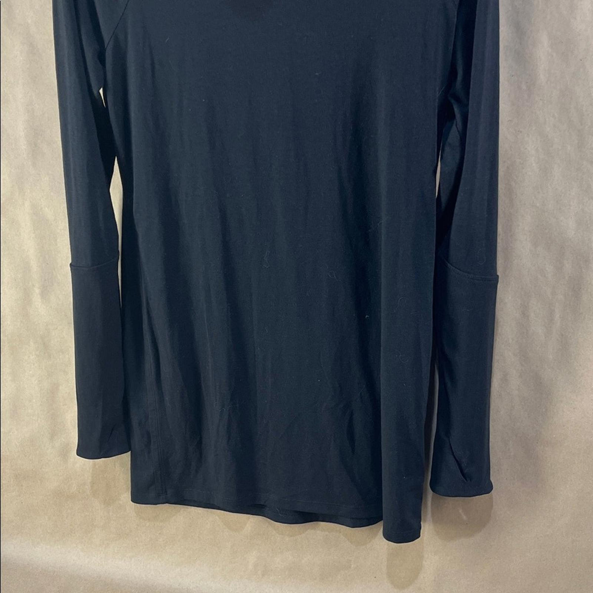 Athleta Women’s Black Lightweight Long Sleeve Hoodie (Size M)