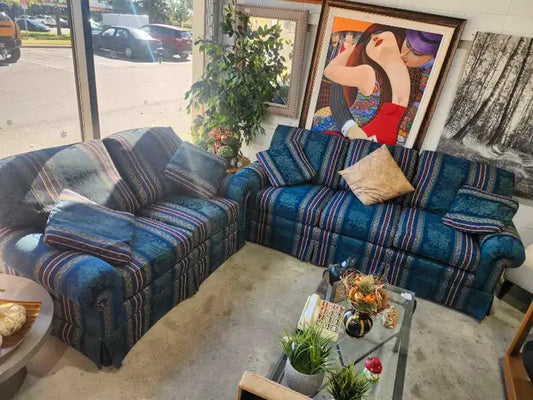 Chateau Collection Sofa Set