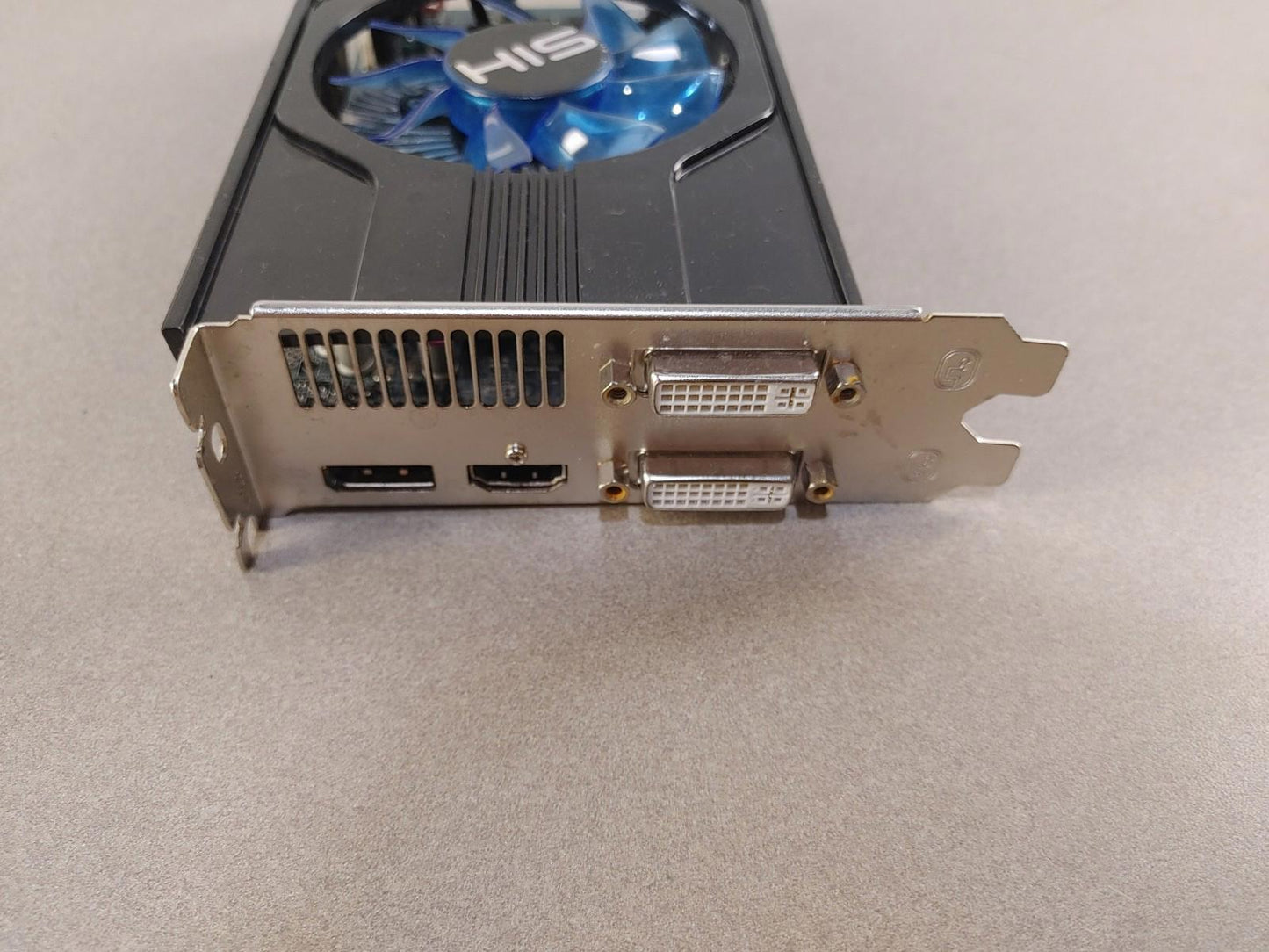 GOOD CONDITION HIS Radeon HD 6770 6pin GPU Black/Blue