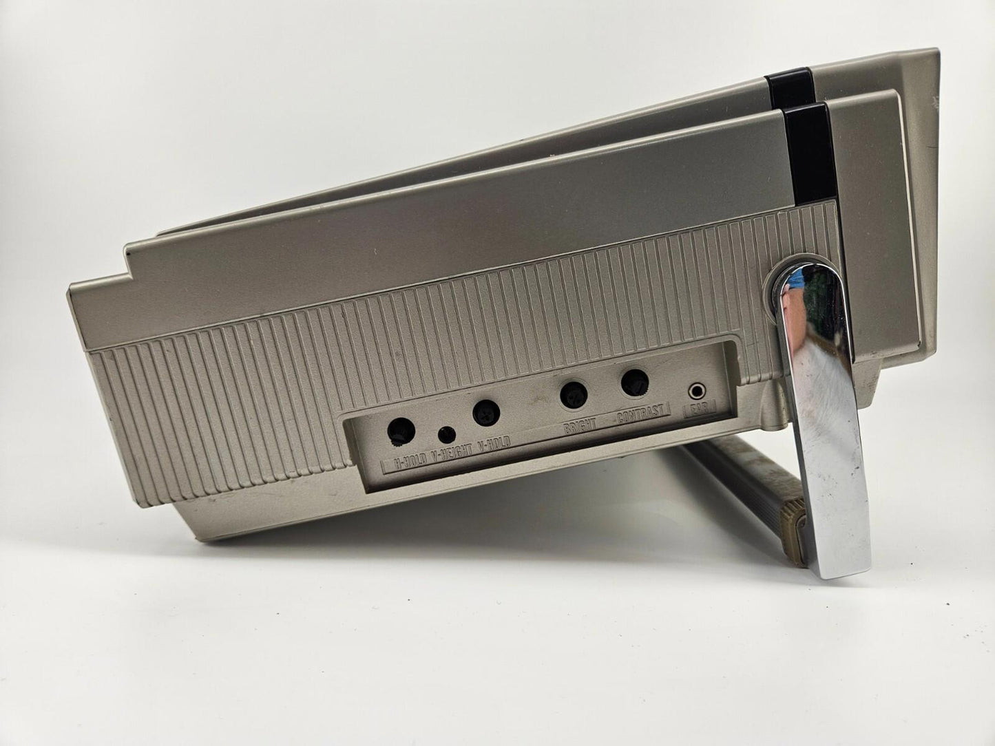 Magnasonic TMT300 Tuner and TV