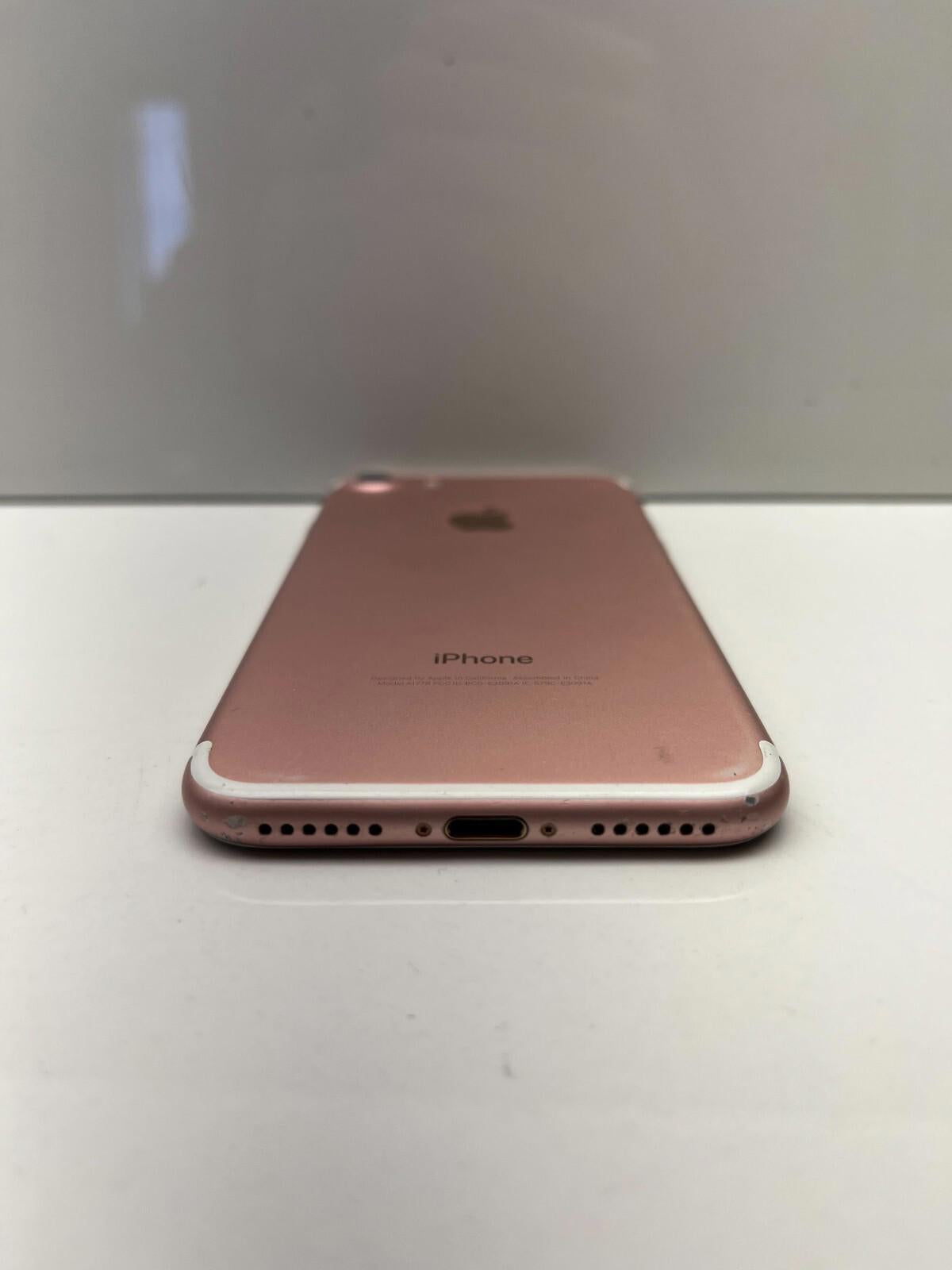 iPhone 7 White/Rose Gold 32GB Cracked Glass FOR PARTS
