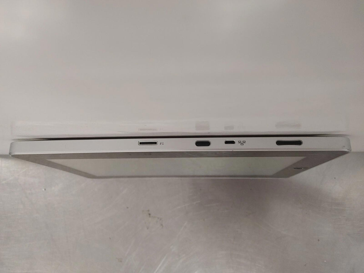 Bon état Tablette 10 pouces Argent Modèle ZT180102ASRTA1030S6 Non testée