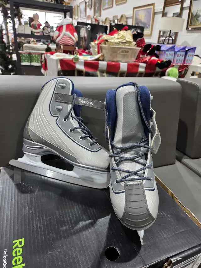 Reebok Skates - Women's 7