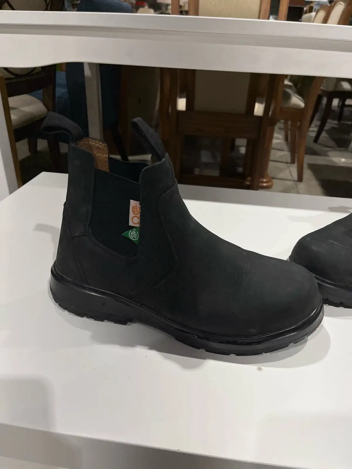 Workload Steel toe chelsea boots Size 8