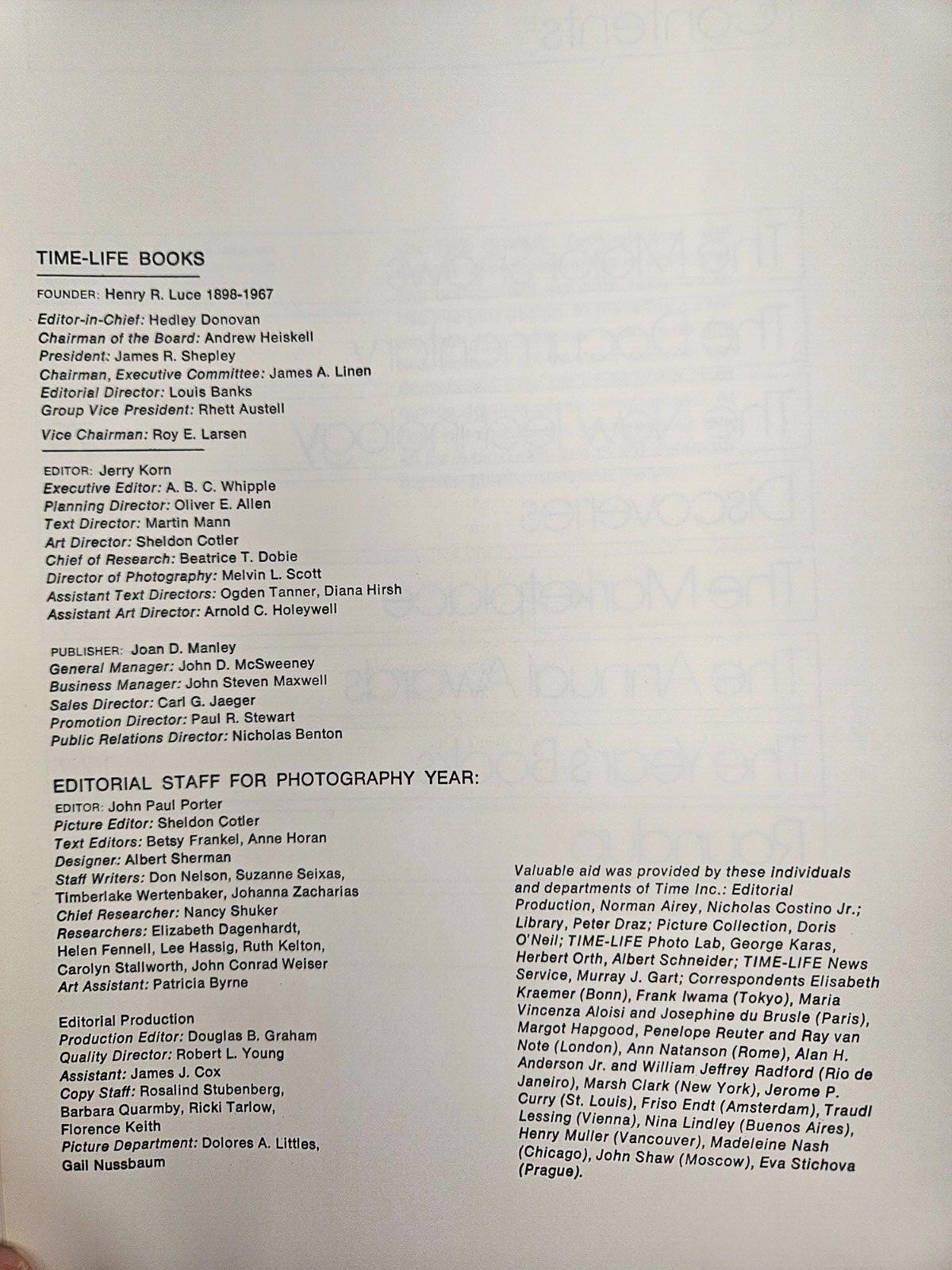 ÉDITION 1973 DE L’ANNÉE DE LA PHOTOGRAPHIE & L’APPAREIL PHOTO Par les rédacteurs des éditions Time-Life