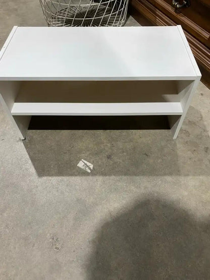 Set of 2 Stackable White Shelfs