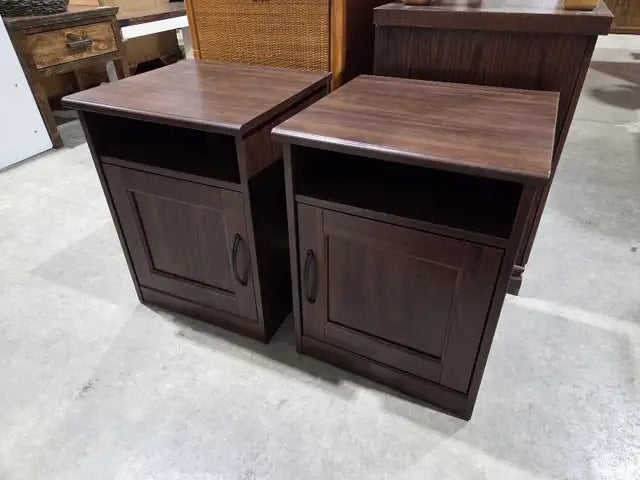 Wooden Nightstand Set