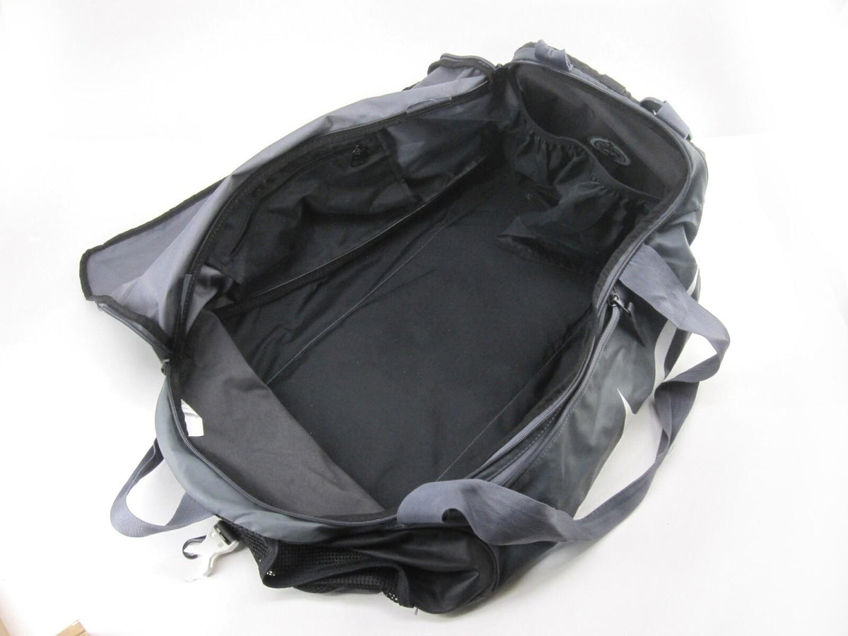 Nike Alpha Adapt Duffle Bag With Cross Body Strap, NHL Winnipeg Jets Team Issue