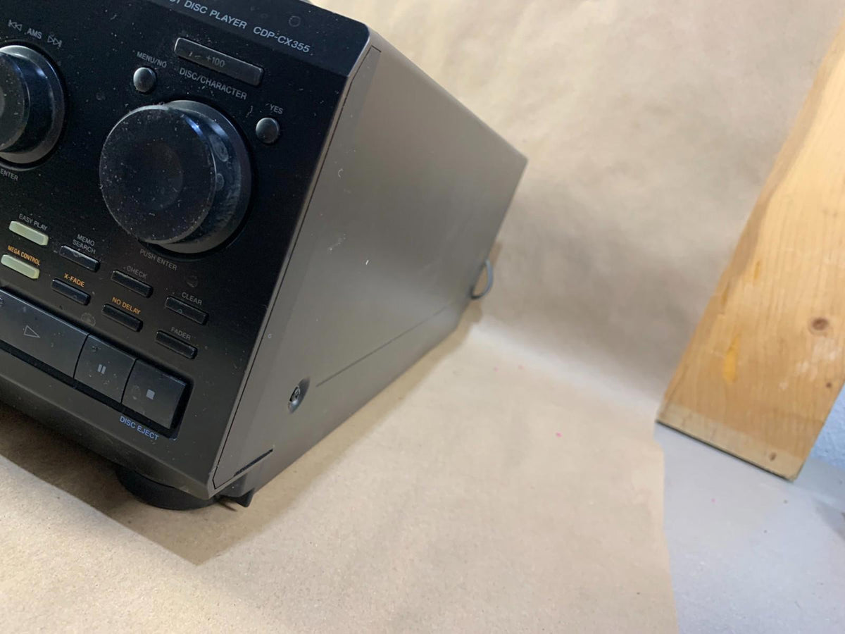 Lecteur CD à 30 mémoires Sony CDP-CX355 Compact Disc Mega Storage. Sans télécommande