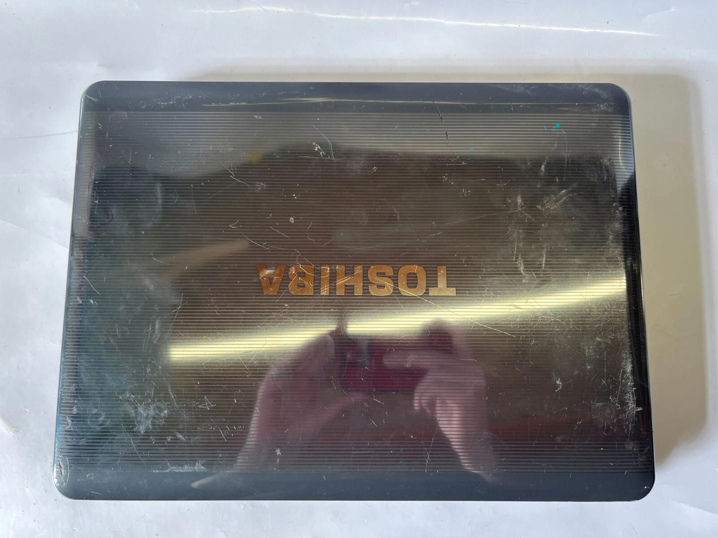 Toshiba A300 Core 2 Duo T6400 2.00GHz 3GB RAM NO HDD NO OS NO BATTERY