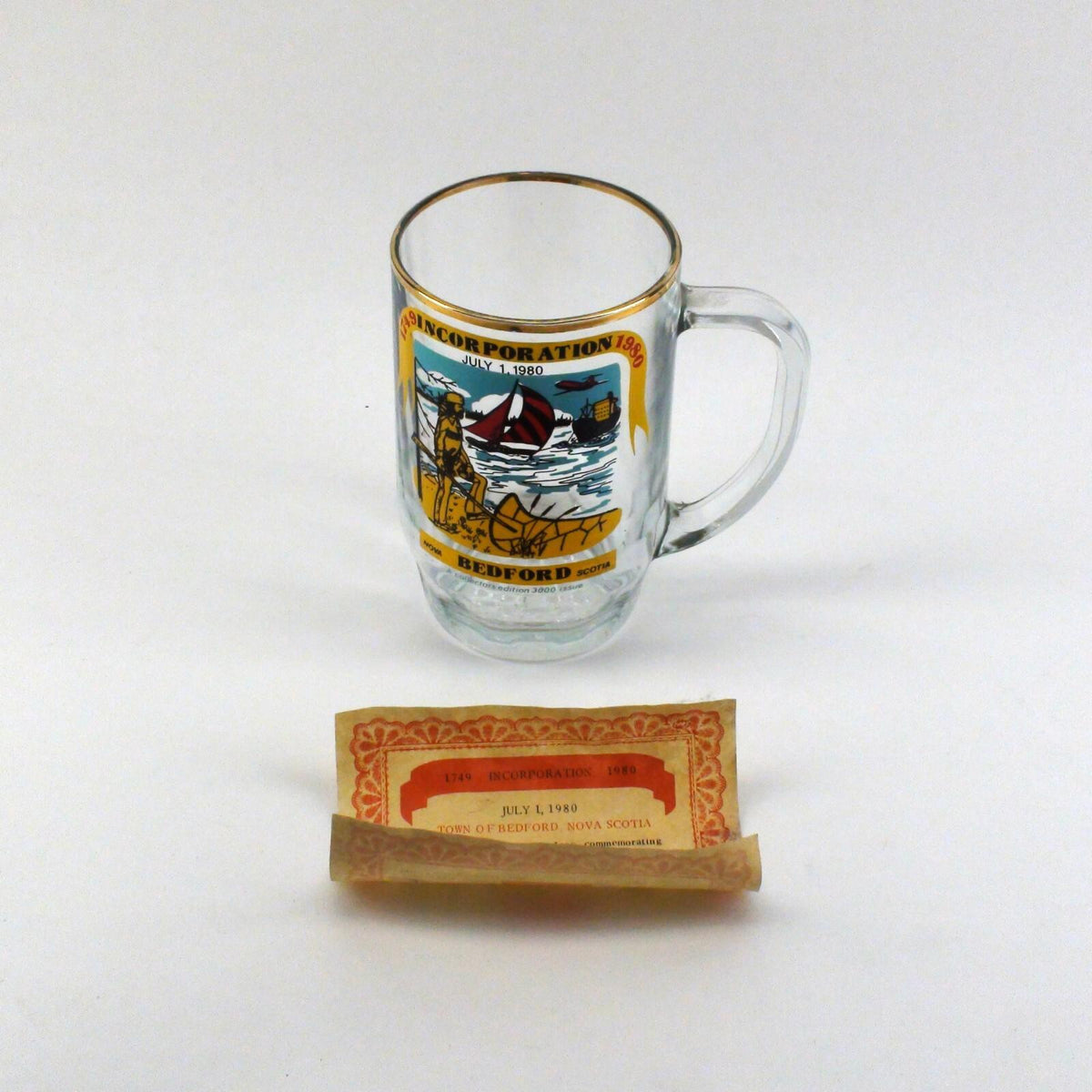 Bedford, Nouvelle-Écosse - Mug en verre de l’incorporation avec certificat, 1980 - 0837/3000