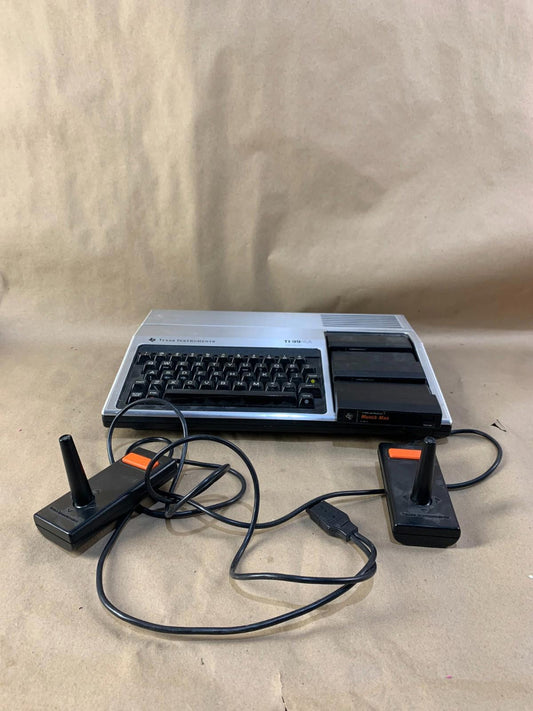 Vintage Texas Instruments TI99/4A Home Computer TI-99 + GAMES + Joystick