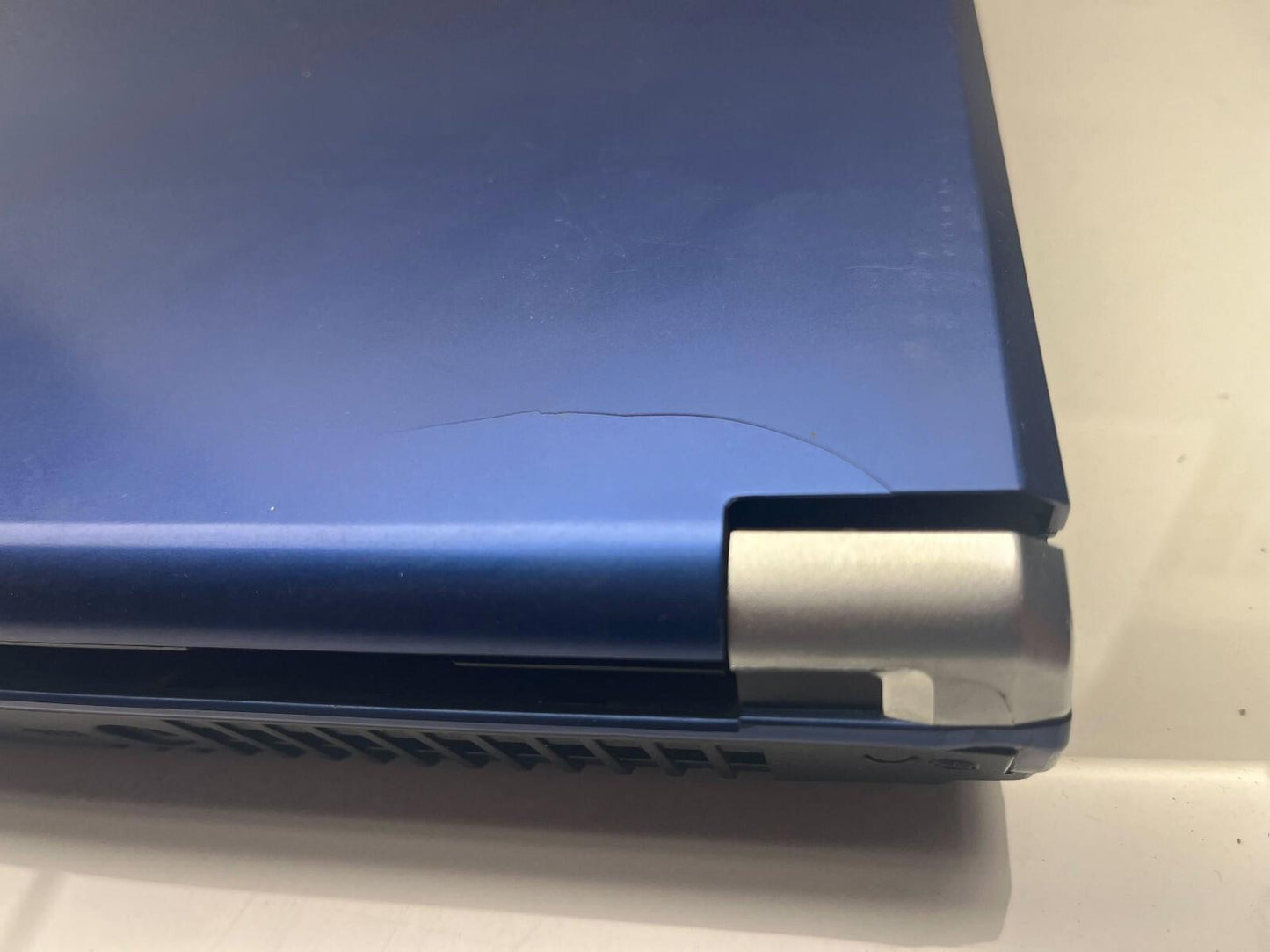 Toshiba Satellite A30 Pentium 4 Retro FOR PARTS