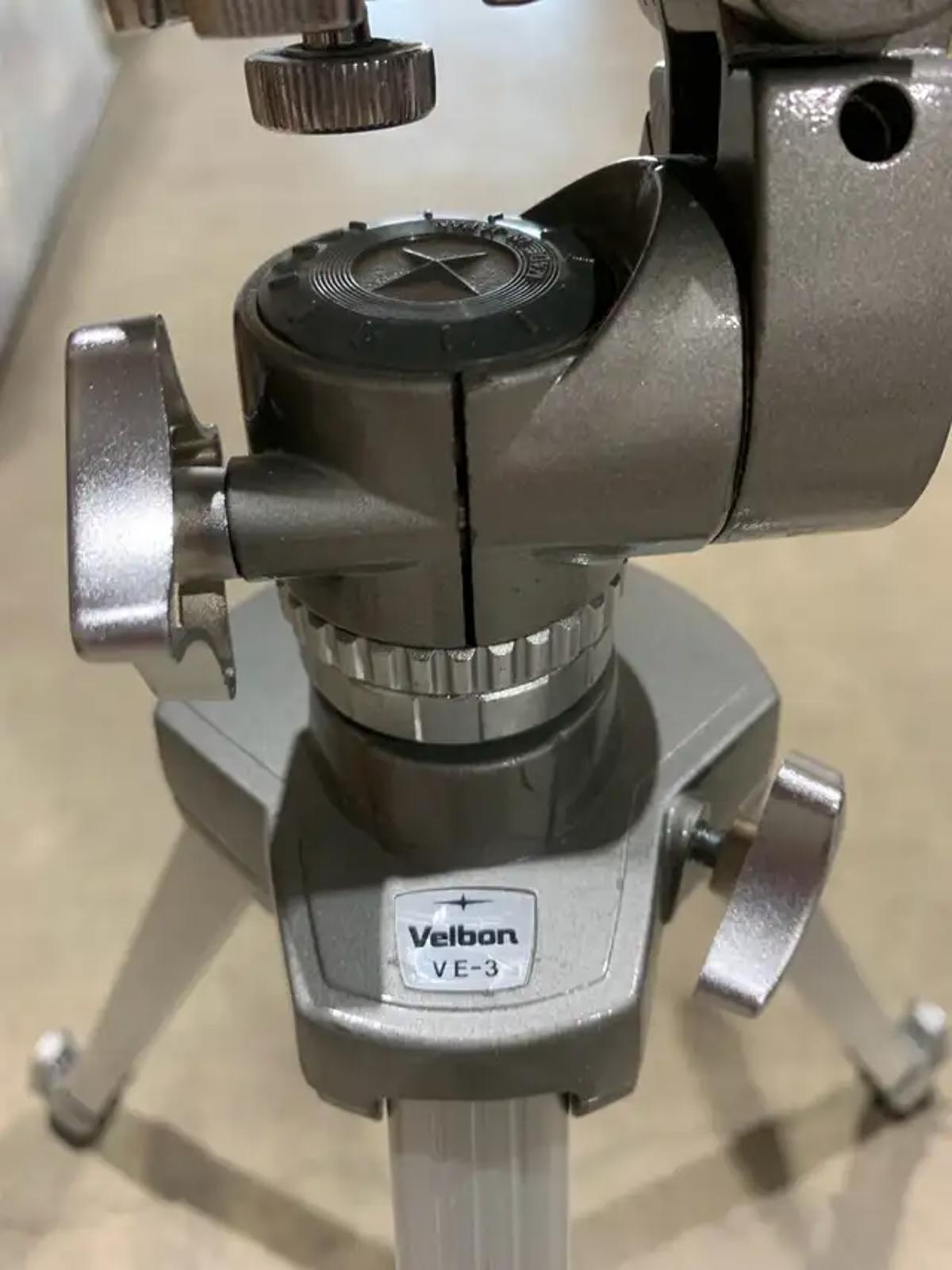 Velbon VE-3 Tripod