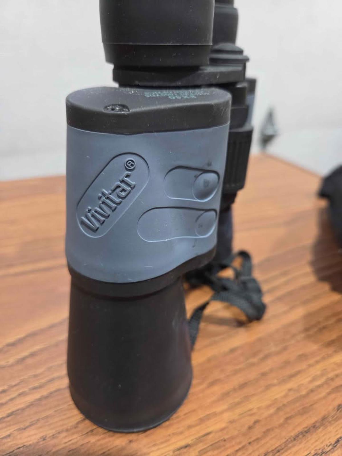 Vivitar 8x50 Binoculars with Case