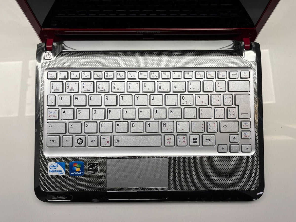 Toshiba Satellite T210 FOR PARTS