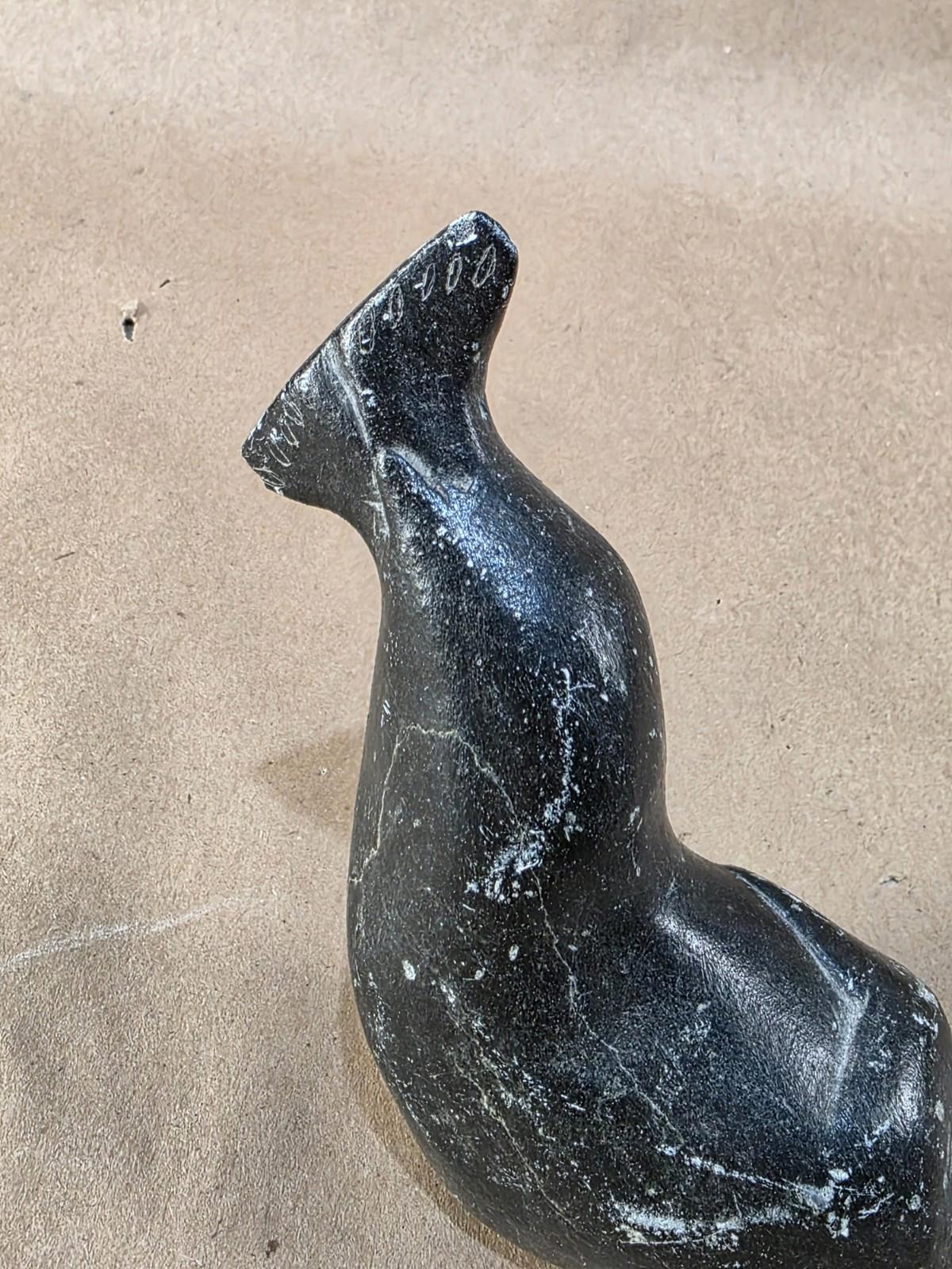 Vintage Inuit Art Eskimo hand carved Seal
