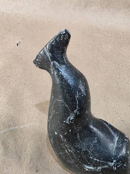 Vintage Inuit Art Eskimo hand carved Seal
