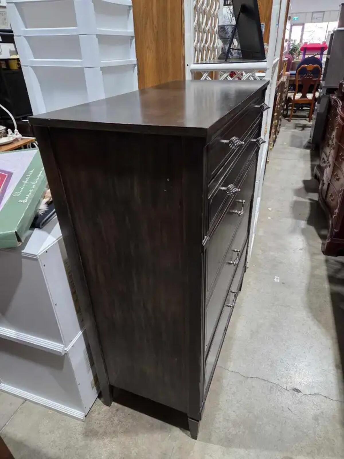 Haddon Hall Wooden 5-Drawer Dresser