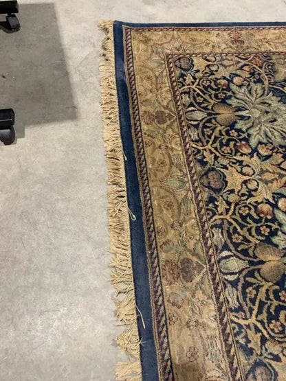 Dark Toned Floral Area Rug 5x7