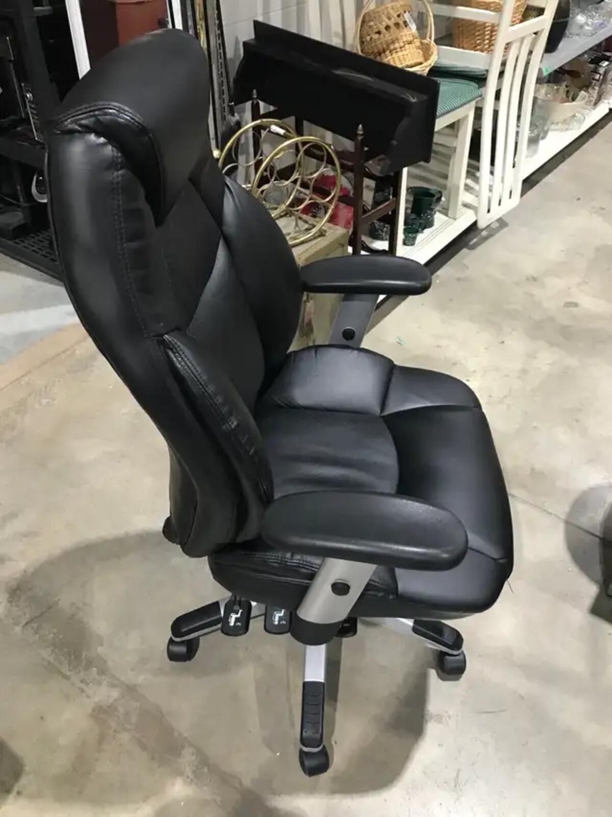 Black Adjustable Executive Office Chair 45 inch