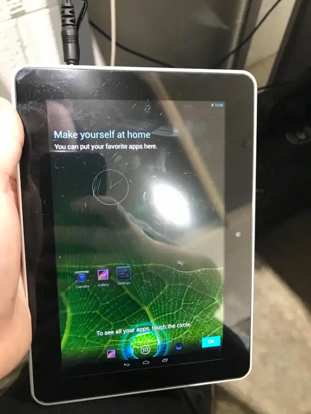 CorePad Tablet - 7 inch display - working