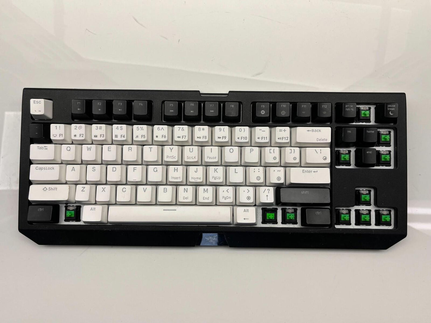 Razer Blackwidow TE Chroma V2 Mechanical Backlit Gaming Keyboard Green Switches