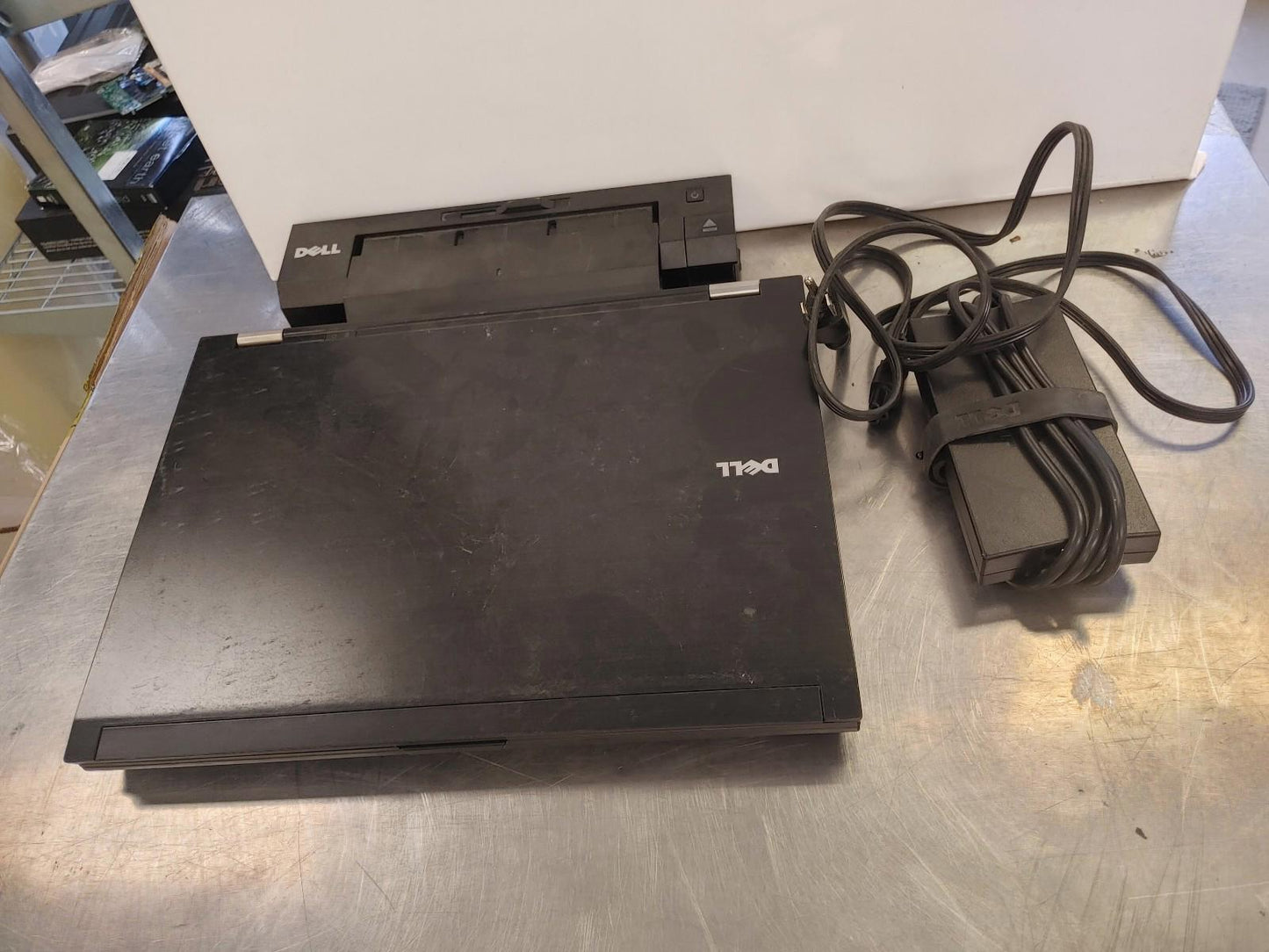 Dell Latitude E6500 15in Vista C2D 2.53GHz 4GB RAM 80GB HDD NVS 160M Model PP30L